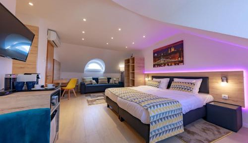 Superior double room with sofa bed