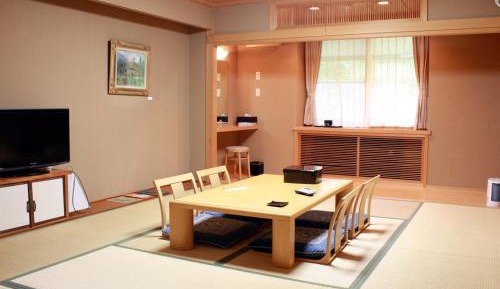 Quadruple Room with Private Bathroom