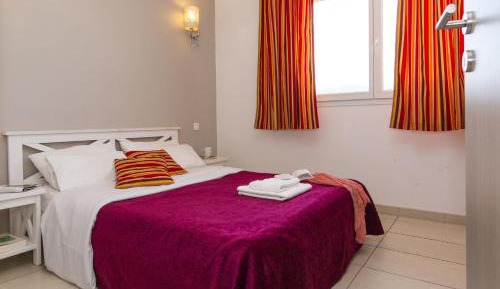 One-Bedroom Apartment (4 Adults)