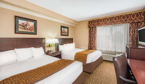 Queen Room with Two Queen Beds - Non-Smoking