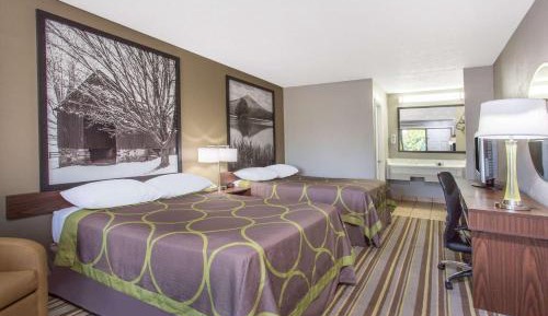 Deluxe Double Room with Two Double Beds - Non-Smoking