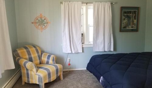 Deluxe Queen Suite