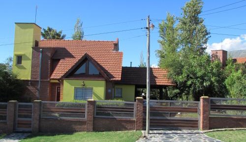 Three-Bedroom Townhouse