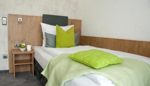 Deluxe Single Room