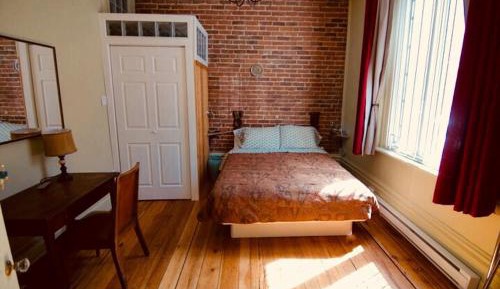 Queen Room