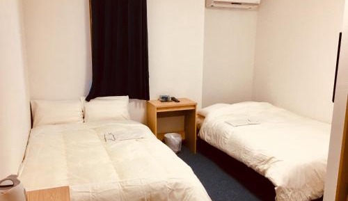 Standard Twin Room - Non-Smoking