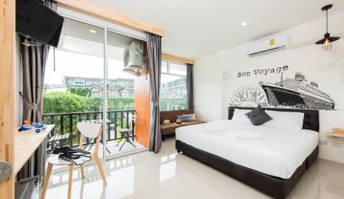 Deluxe Double Room with Balcony