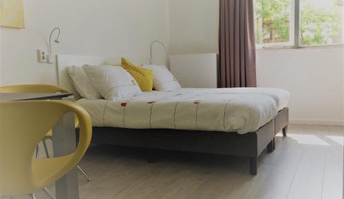 Twin Room with Private Bathroom