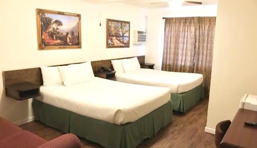 Premium Queen Room with Two Queen Beds