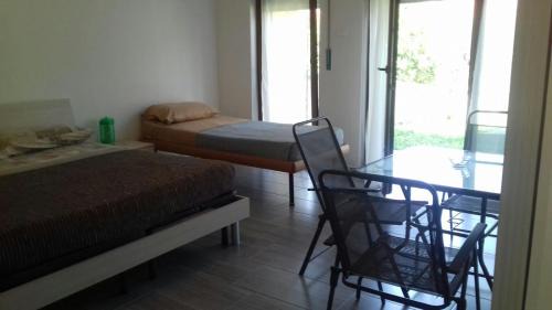 Triple Room with Private Garden 