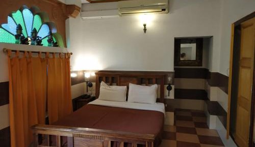 Economy Double or Twin Room