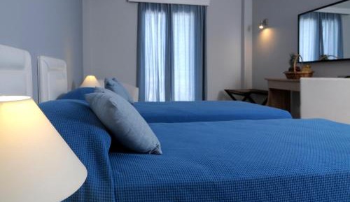 Double or Twin Room with Sea View