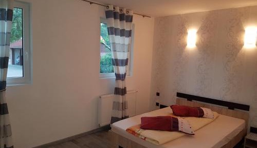 Double or Twin Room with Private External Bathroom