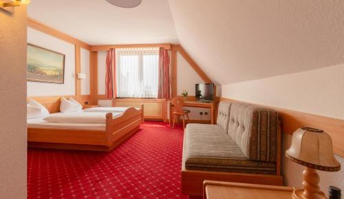 Basic Triple Room
