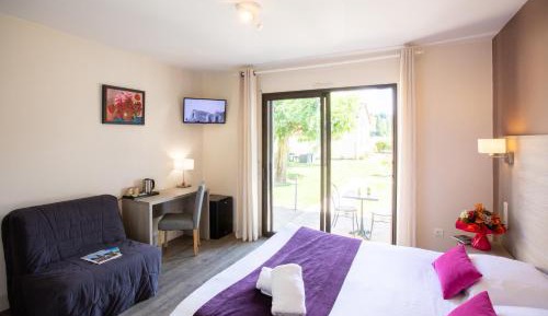 Double Room with Terrace with Pool View