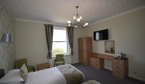 Twin Room with Sea View