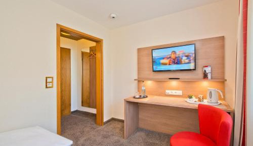 Deluxe Single Room
