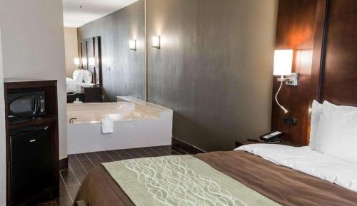 King Room with Spa Bath - Non-Smoking