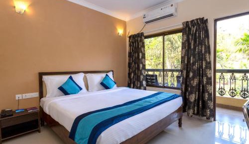 Superior Room with Pool View