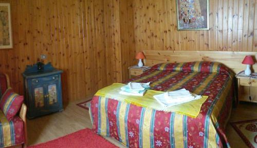 Large Double or Twin Room