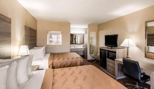 Queen Room with Two Queen Beds - Non-Smoking