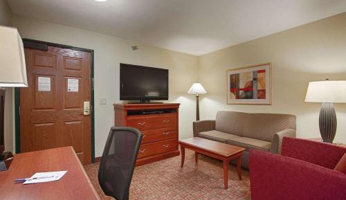 King Suite - Accessible/Non-Smoking