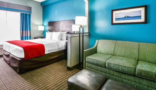 King Suite - Disability Access/Non-Smoking
