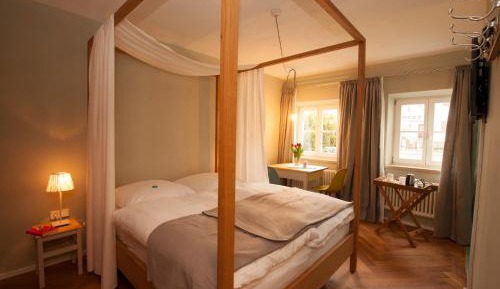Small Double Room