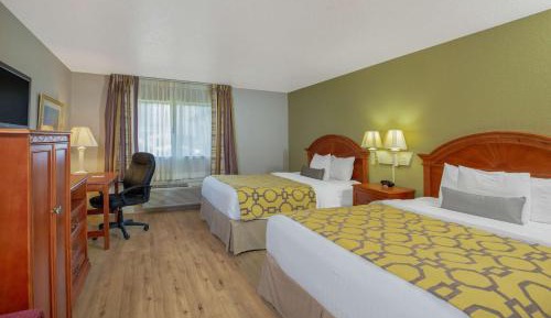 Queen Room with Two Queen Beds - Disability Access