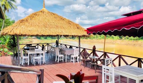 Deluxe Double Room with River View