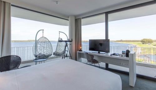 Executive Room Lake View