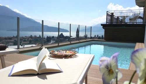 Five- Bedroom Villa with Lake View