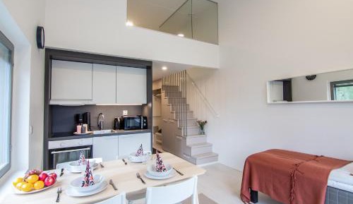 Studio Apartment