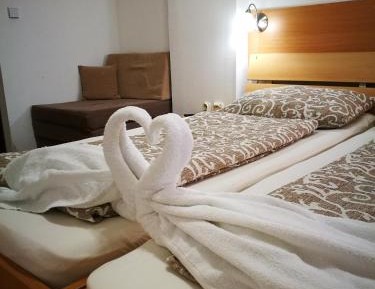 Twin Room with Private Bathroom