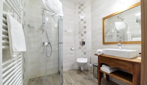Economy Double Room (***)