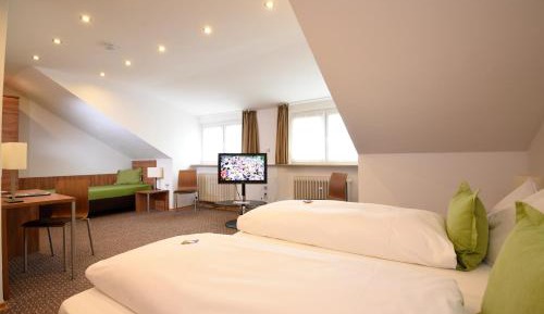 Triple Room with Bathroom