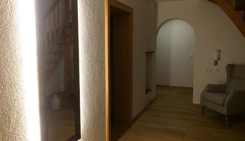 Apartment with Mountain View
