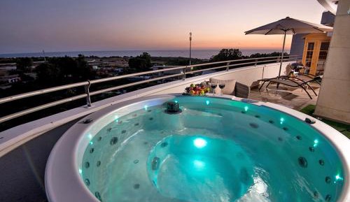 Penthouse Apartment with Sea View