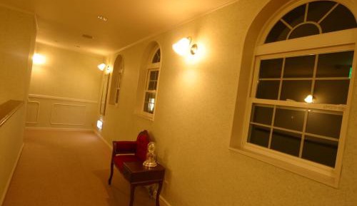 Twin Room with Shared Bathroom