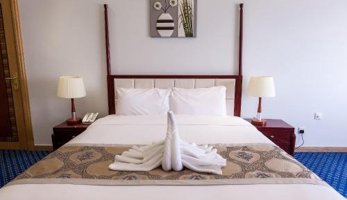 Deluxe Suite
