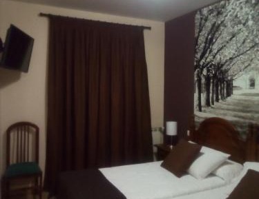 Twin Room with Private Bathroom