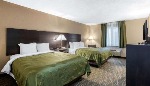 Queen Room with Two Queen Beds - Non-Smoking