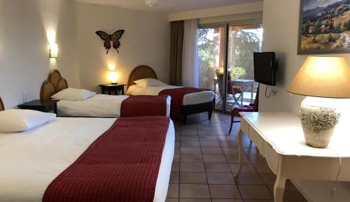Quadruple Room with Terrace