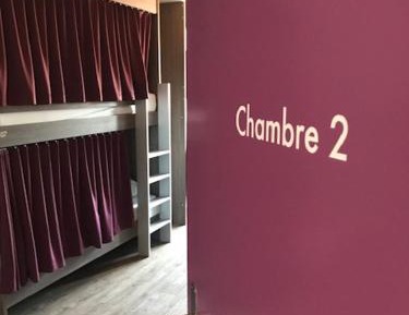 Single Bed in Mixed Dormitory Room