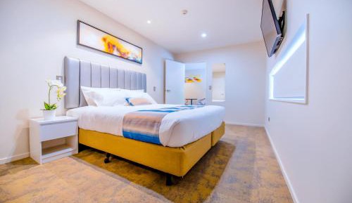 Deluxe King Room - Disability Access