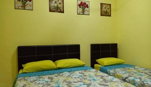 Deluxe Family Room