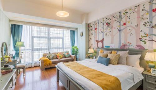 Deluxe Queen Room