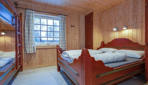 Three-Bedroom Cottage