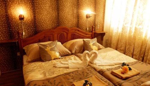 Large Double Room