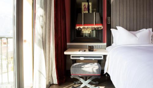 Executive King Suite